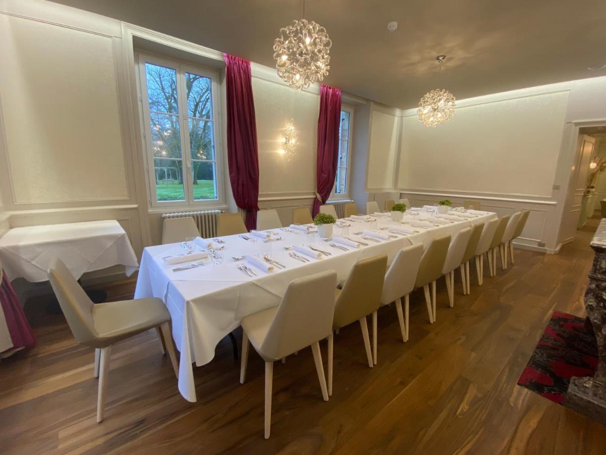 Hôtel La Ferrière Châteaubriant Esterno foto